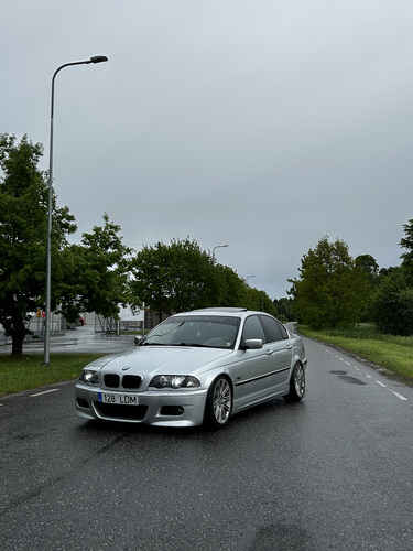 BMW 328i manuaal