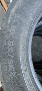 255/55 R19 Michelin (3 foto / 3)