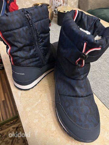 Новые зимние сапоги Hilfiger