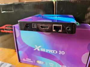 TV Box Android 11, 4+32GB, pult hiirega. Uus (2 foto / 8)