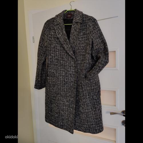 Женское пальто размер S-M (фото #1)