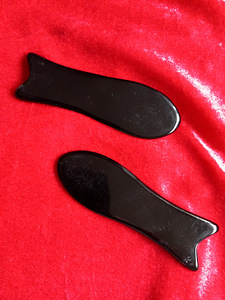 Gua Sha. massaažikraabitsad (2 foto / 2)
