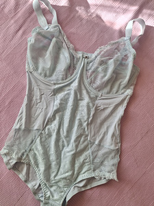Bodysuit (5 foto / 5)