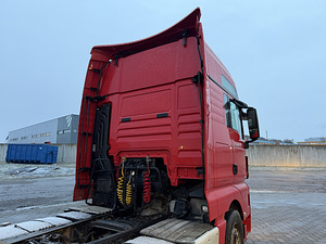Man TGX 18.460 (6 foto / 10)