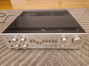 Усилитель Luxman L-120A (7 фото из 7)