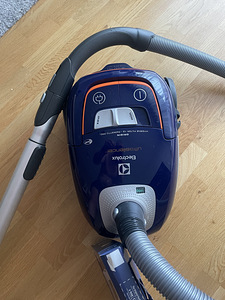 Пылесос UltraSilencer ZUSORIGDB+, Electrolux (2 фото из 2)
