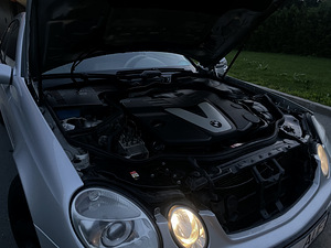 Mercedes-Benz E320CDI 165KW !!! (11 foto / 11)