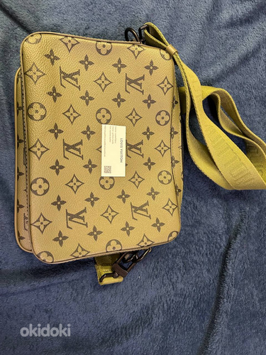 Louis Vuitton Trio Messenger