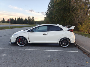Honda Civic Type R FK 2 (9 foto / 15)
