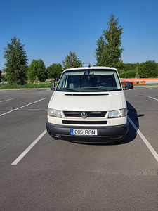 Volkswagen Transporter (7 foto / 10)