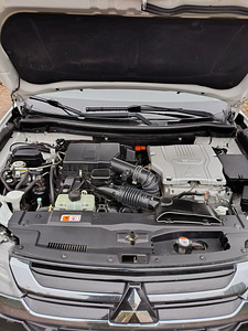 Mitsubishi Outlander (5 фото из 9)