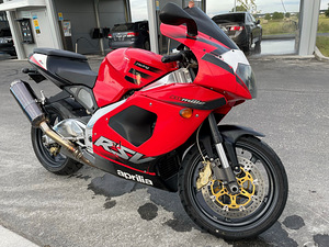 Aprilia RSV Mille V2 92kW (2 foto / 6)