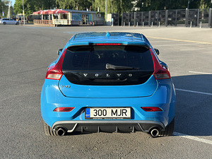 Volvo V40 1.6t 132kw R-design 2013 (3 фото из 10)