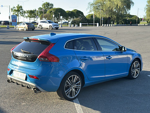 Volvo V40 1.6t 132kw R-design 2013 (4 фото из 10)