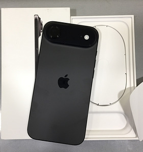 Apple iPhone Air 256GB (1 фото из 2)