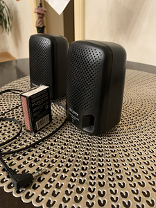 Маленькие колонки SONY- 2 шт (2 фото из 3)