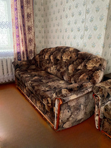 Diivan ja 2 tugitooli (1 foto / 3)