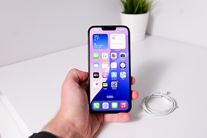 iPhone 13 Pro Max 256 GB Alpine Green (2 foto / 4)