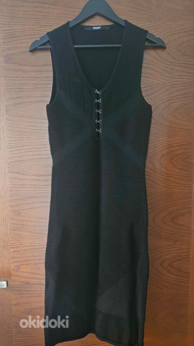 Платье Guess
