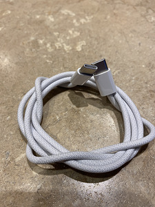 USB c to USB c (2 фото из 2)