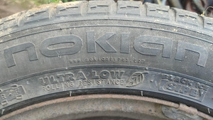 Plekkveljed Toyota Avensis 2004 (2 foto / 3)