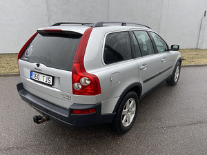 Volvo XC90 2.5 T5 154kW (4 foto / 15)