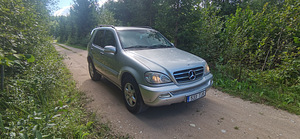MB ML400 184kw ÜV 09.23 (2 foto / 9)