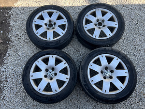 5x112 Volkswagen Passat 16" оригинальные диски с резиной (1 фото из 9)