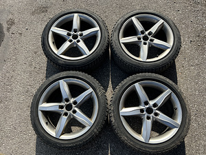 Диски 5x112 для VW, Audi, Škoda с шипованными шинами 205/50/17 (1 фото из 10)