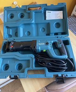 Makita JR3050T (1 foto / 3)