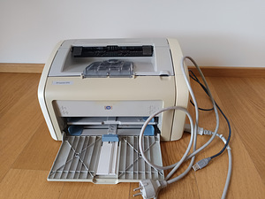 HP LaserJet 1020 Printer (3 foto / 6)