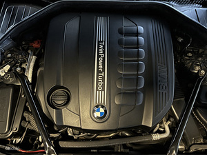 BMW 740 (7 фото из 14)