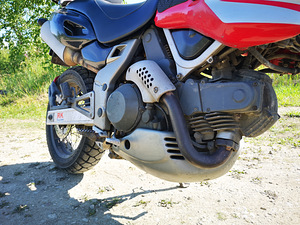 Mootorratas Cagiva Gran Canyon 900 EFI (5 foto / 10)