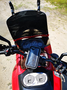 Mootorratas Cagiva Gran Canyon 900 EFI (7 foto / 10)