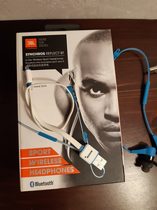 SAMSUNG J3 + АККУМУЛЯТОР + НАУШНИКИ JBL (3 фото из 3)