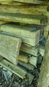 Müüa vana palkmaja küttepuudeks (3 foto / 5)