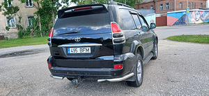 Toyota Land Cruiser 120, 2006 a, 8 istekohta, beež nahk (3 foto / 7)