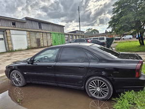 Volvo s80 2.4 120kw 2003 (4 foto / 5)