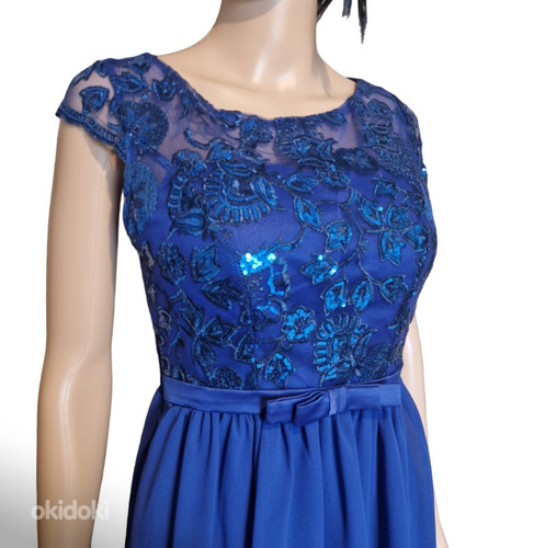 Синее торжественное платье с пайетками и галстуком на размер (фото #2)