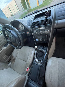 Lexus is 200 manual (8 foto / 11)