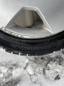 Opel Omega veljed R17 kummiga Hankook 225/45 R17 (4 foto / 4)