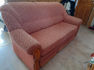 Diivanvoodi ja tugitool (1 foto / 3)