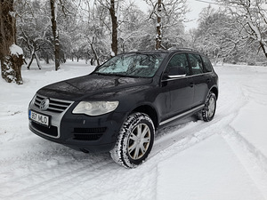 VW Touareg 3.0 165kw (1 foto / 9)