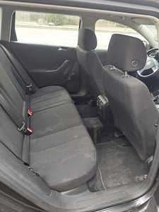 VOLKSWAGEN PASSAT VARIANT (8 foto / 10)