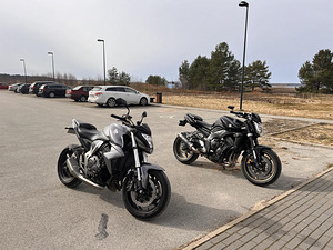 Yamaha FZ1 (4 foto / 4)