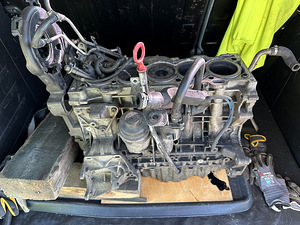 Volvo mootor 2,4 (1 foto / 6)