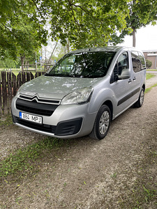 Citroen Berlingo (6 foto / 15)
