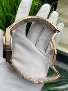 Audemars Piguet Royal Oak ETA 2836-2 (Swiss),koopia (4 foto / 10)