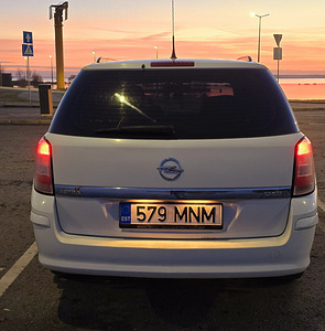 Opel Astra 1.7 CDTI (5 foto / 15)
