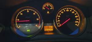 Opel Astra 1.7 CDTI (11 foto / 15)